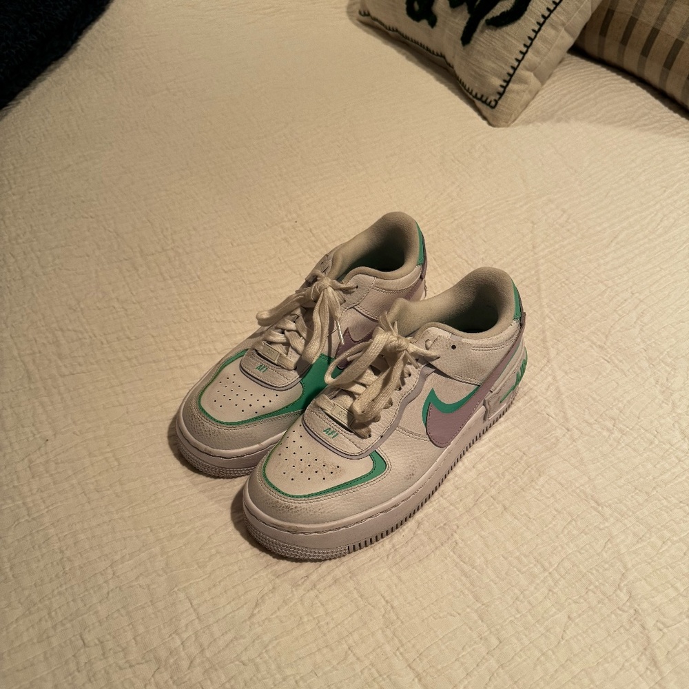 Size 9 Nike Air Force 1 Shadow